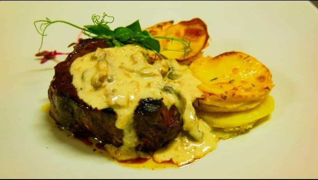 Rubin Kitchen&Wine Rooms ซริกเวนิซา ภายนอก รูปภาพ