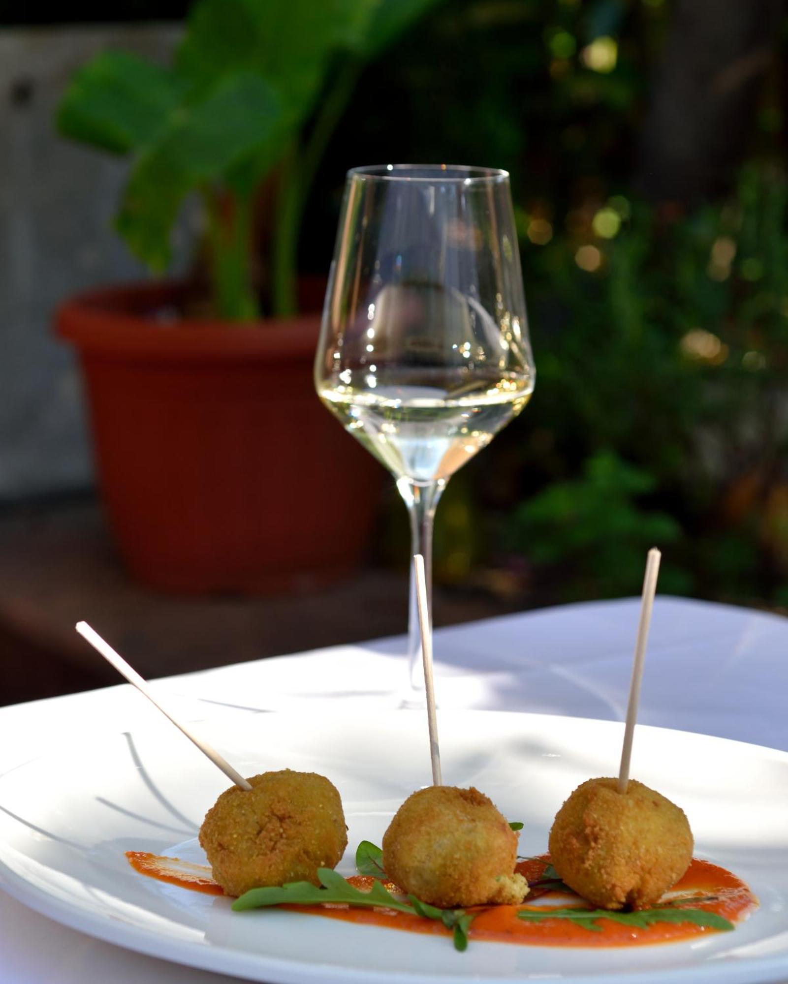 Rubin Kitchen&Wine Rooms ซริกเวนิซา ภายนอก รูปภาพ